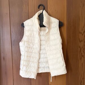 Uniqlo Women's Heat Tech Puffer Vest